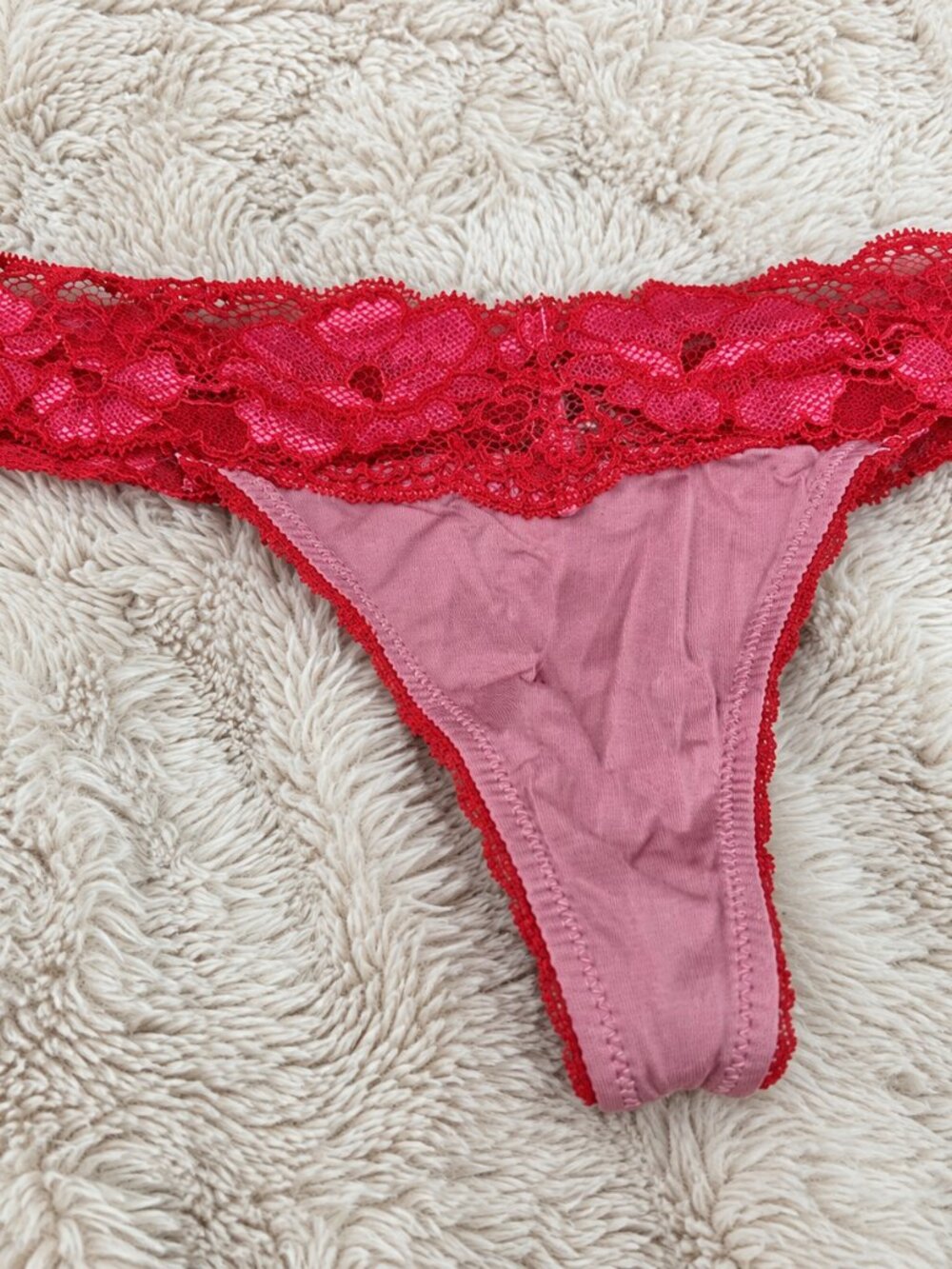 Adore Me Pink & Red Floral Lace Thong — XS🩷